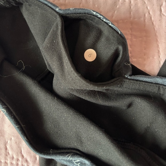 Reversible lulu lemon capris - Picture 2 of 3